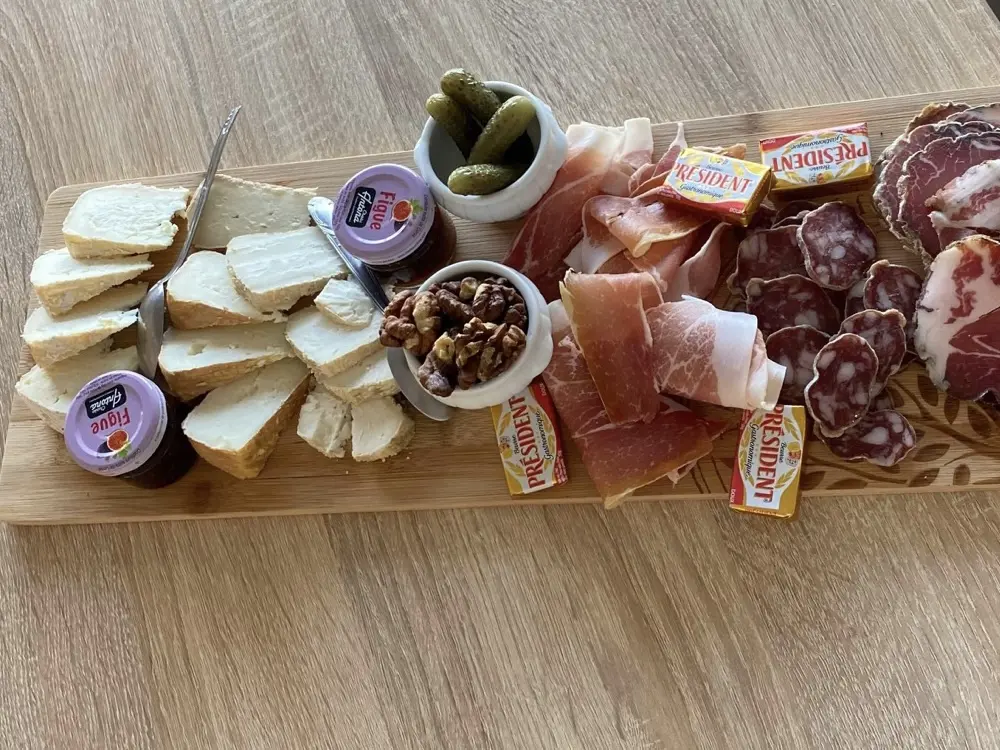Planche apéritive au bar